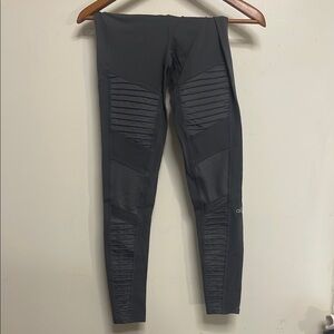 ALO Yoga Charcoal Ribbed Leggings
